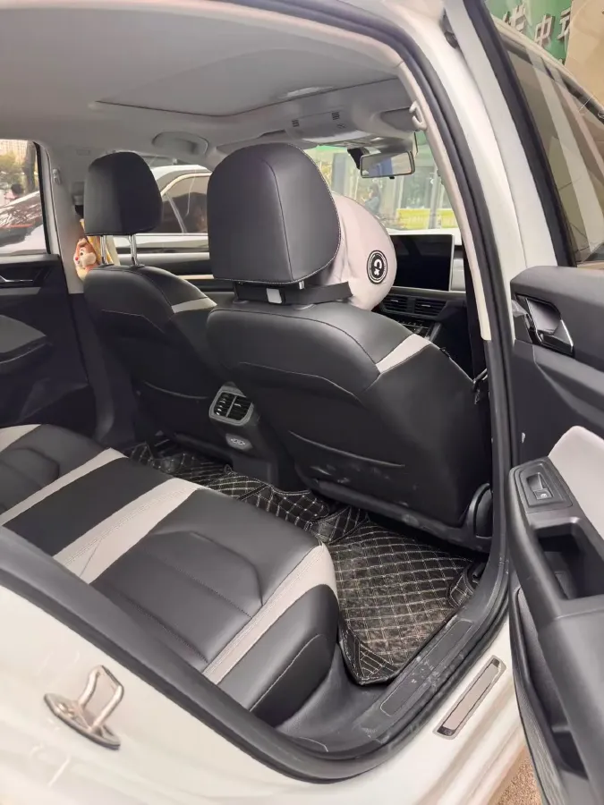 2023 Volkswagen Bora 1.5T 160HP L4 7DCT,autocango,china used car exporter,china ev exporter,chinese used car exporter,chinese used ev exporter