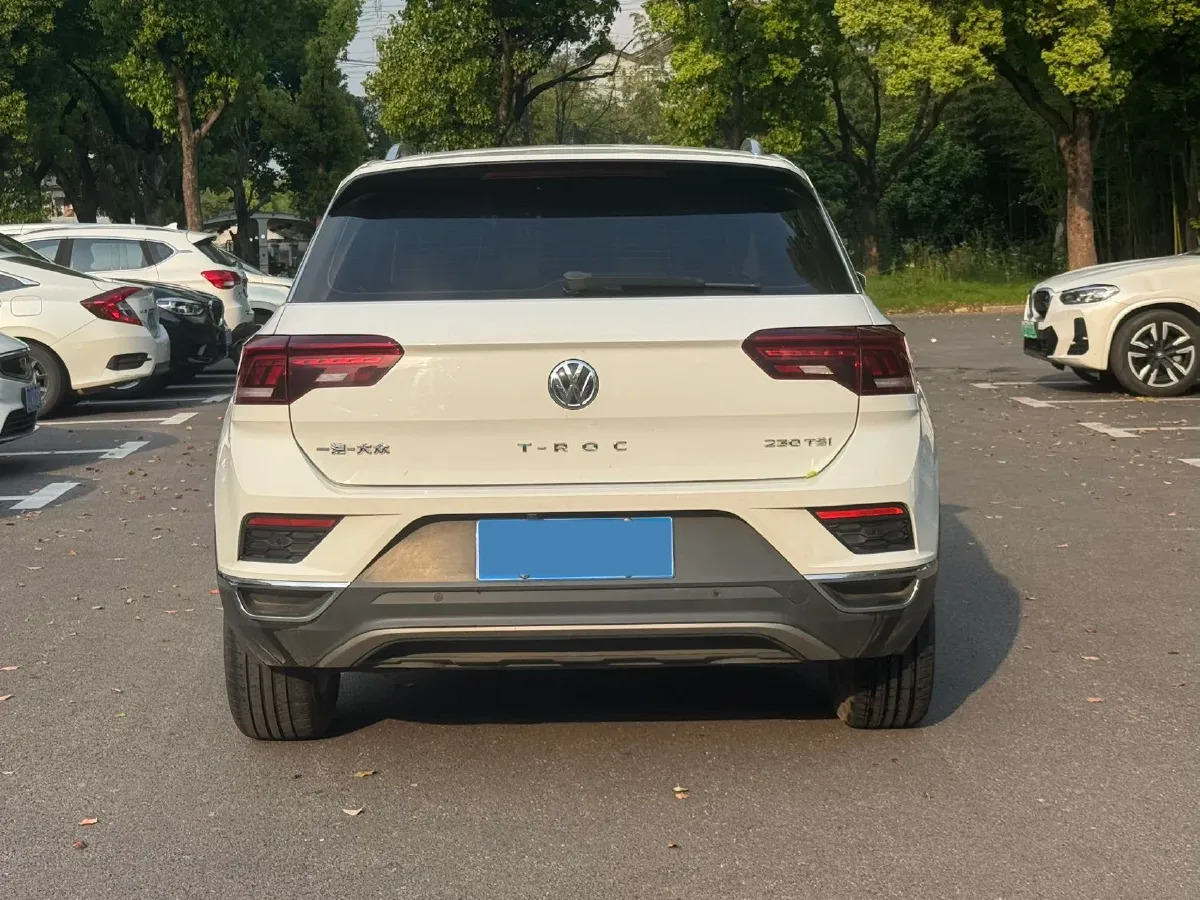 2020 Volkswagen T-Roc 1.4T 131HP L4 7DCT,autocango,china used car exporter,china ev exporter,chinese used car exporter,chinese used ev exporter