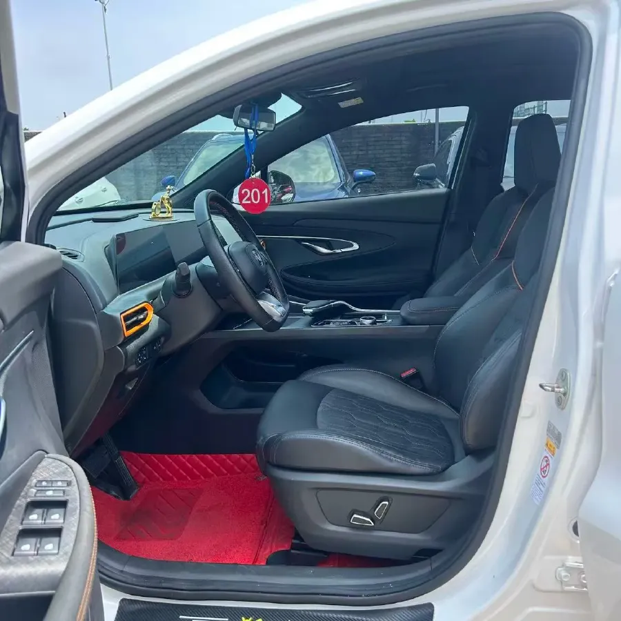 2022 ChangAn UNI-T 1.5T 188HP L4 7DCT,autocango,china used car exporter,china ev exporter,chinese used car exporter,chinese used ev exporter