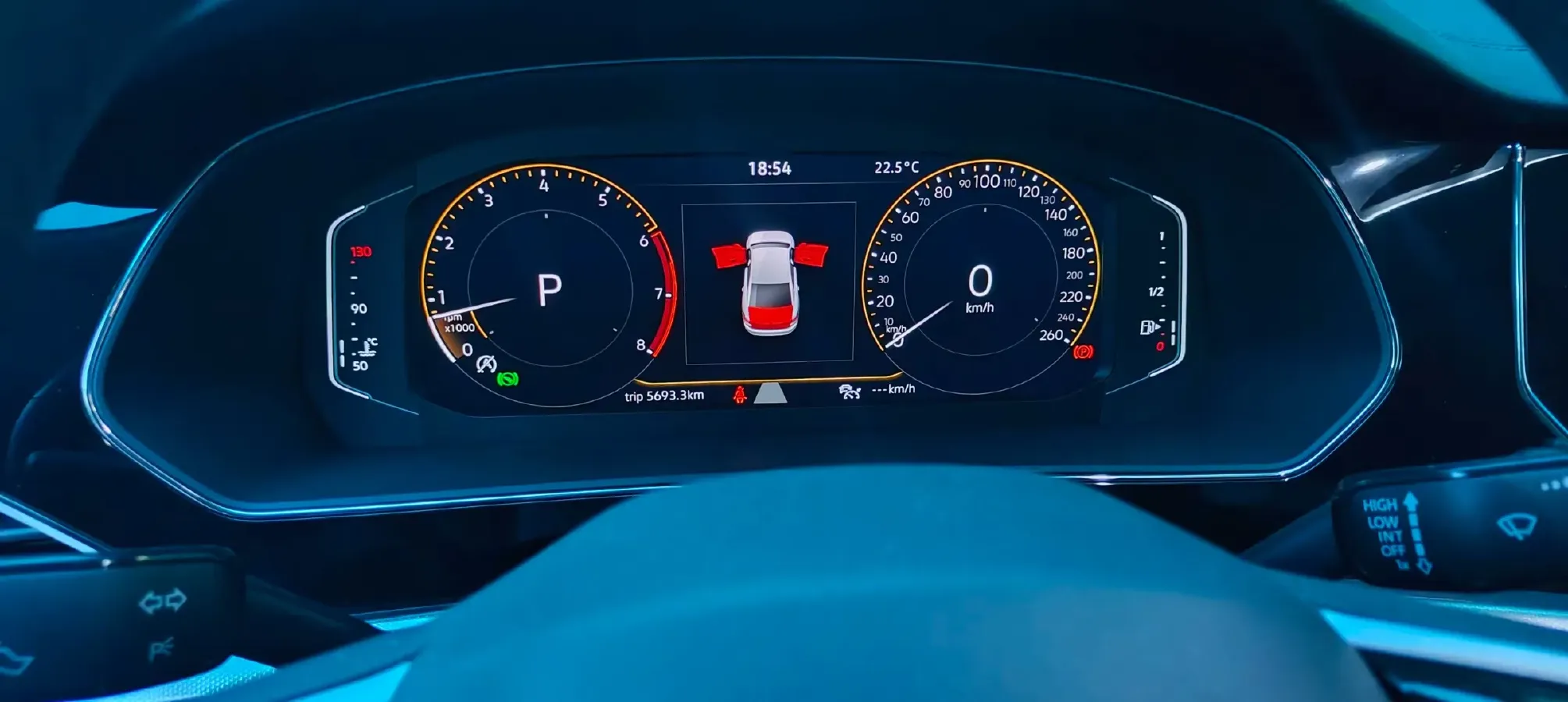 2024 Volkswagen Passat 2.0T 220HP L4 7DCT,autocango,china used car exporter,china ev exporter,chinese used car exporter,chinese used ev exporter