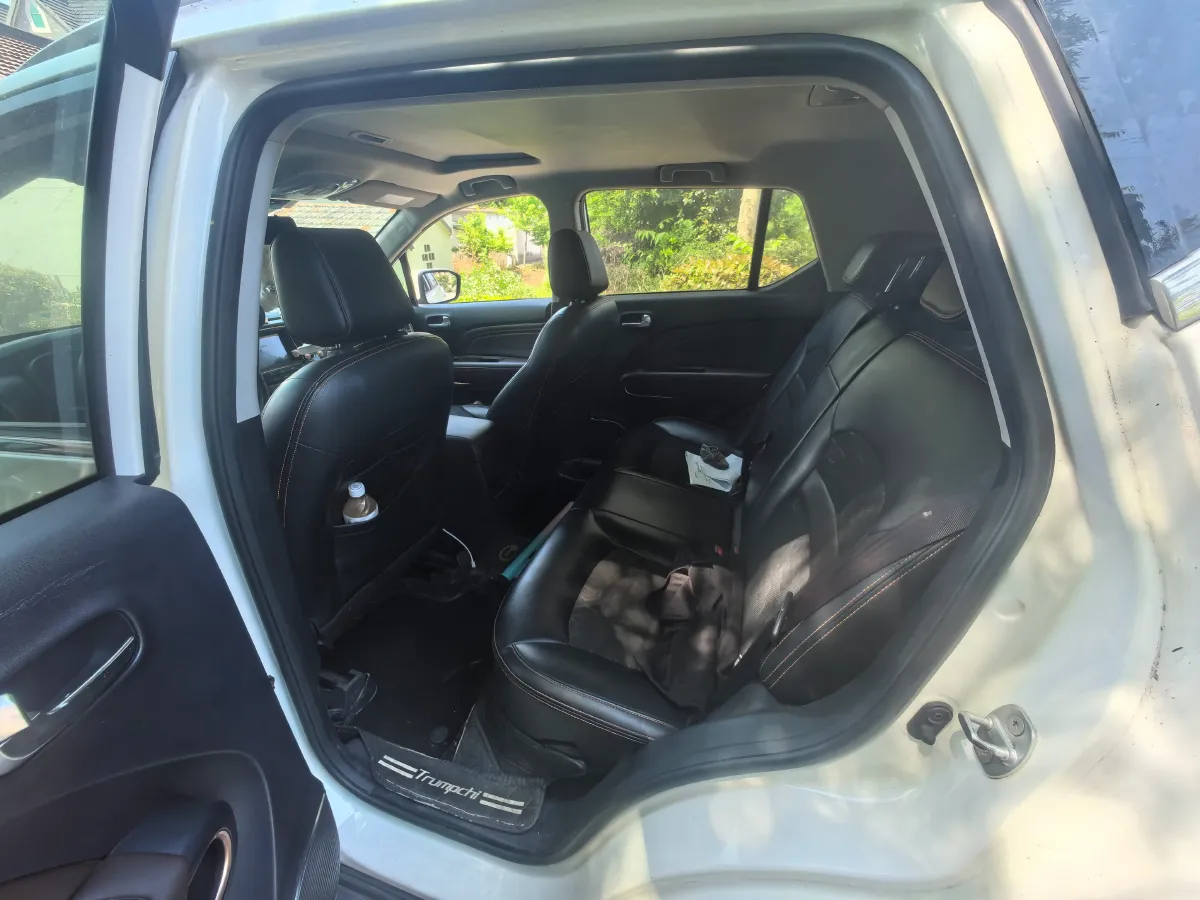 2017 GAC Trumpchi GS3 1.5L 114HP L4 5MT,autocango,china used car exporter,china ev exporter,chinese used car exporter,chinese used ev exporter