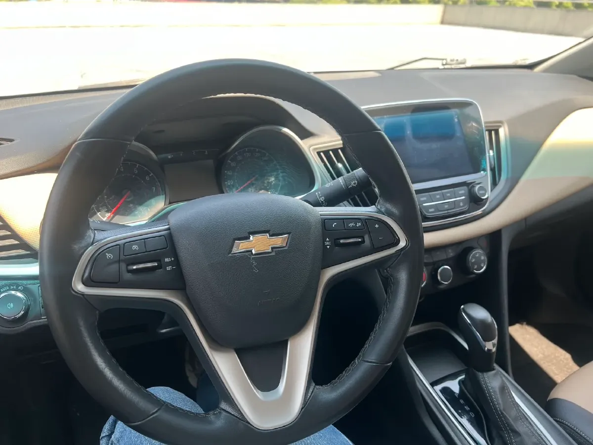 2022 Chevrolet Monza 1.5L 113HP L4 6AT,autocango,china used car exporter,china ev exporter,chinese used car exporter,chinese used ev exporter
