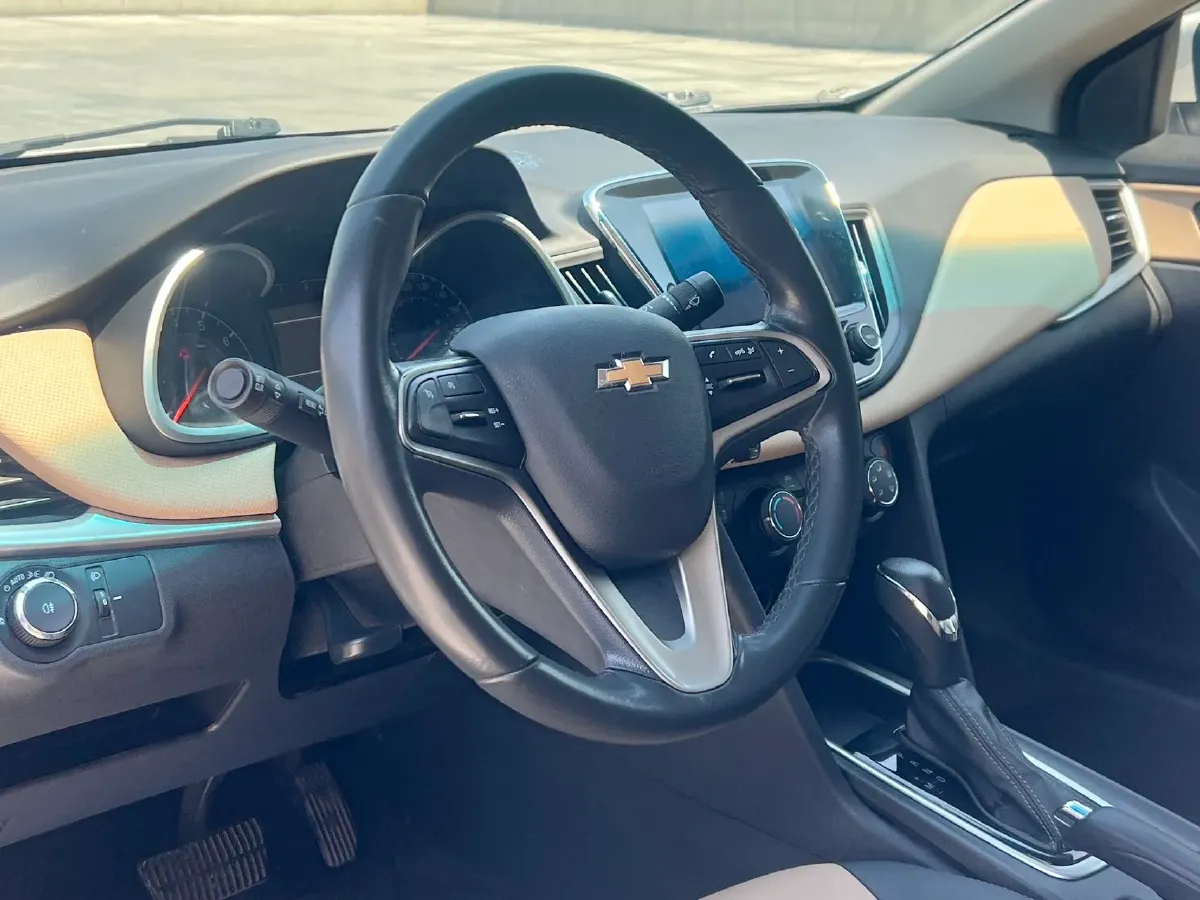 2022 Chevrolet Monza 1.5L 113HP L4 6AT,autocango,china used car exporter,china ev exporter,chinese used car exporter,chinese used ev exporter