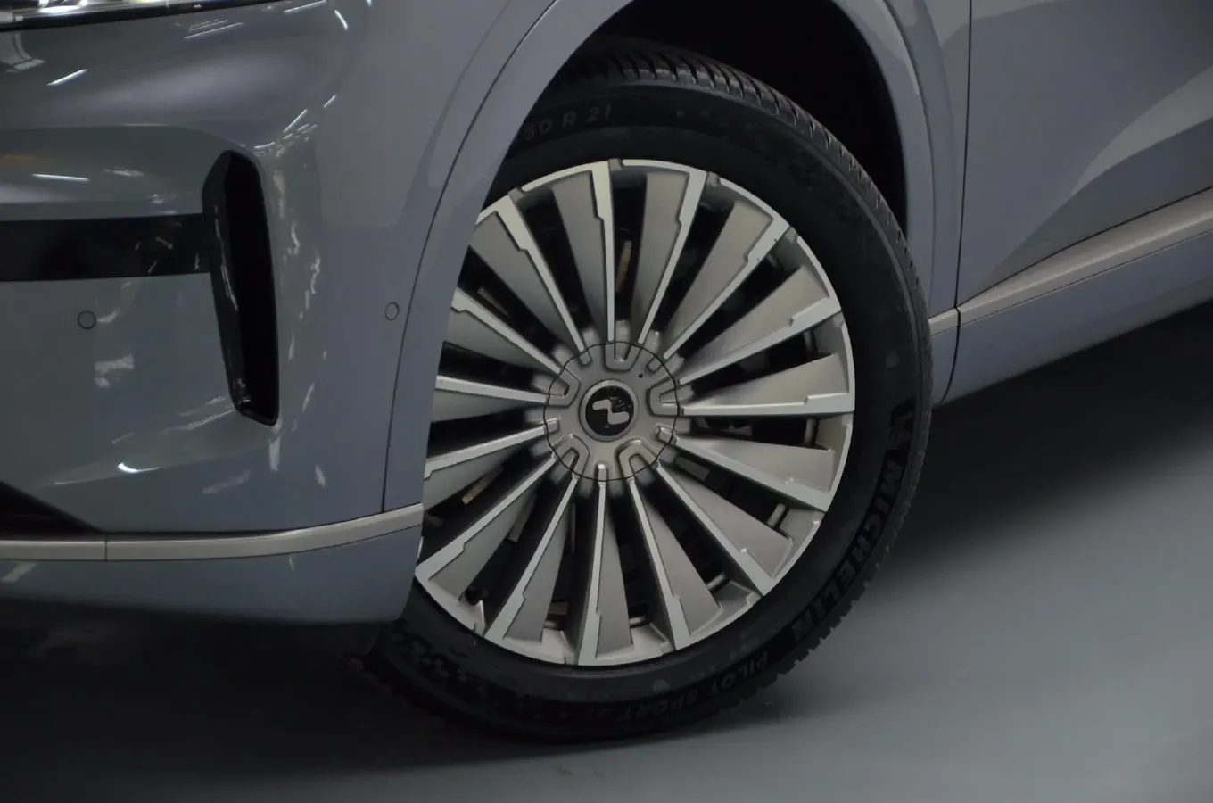 2025 ONVO L90 BEV,autocango,china used car exporter,china ev exporter,chinese used car exporter,chinese used ev exporter