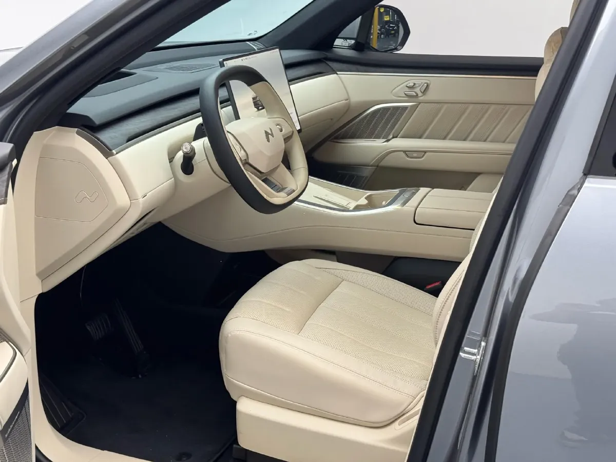 2025 ONVO L90 BEV,autocango,china used car exporter,china ev exporter,chinese used car exporter,chinese used ev exporter