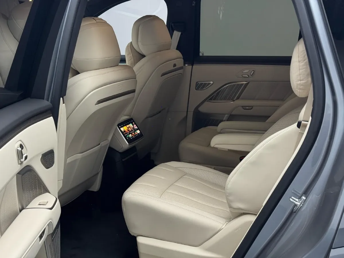 2025 ONVO L90 BEV,autocango,china used car exporter,china ev exporter,chinese used car exporter,chinese used ev exporter