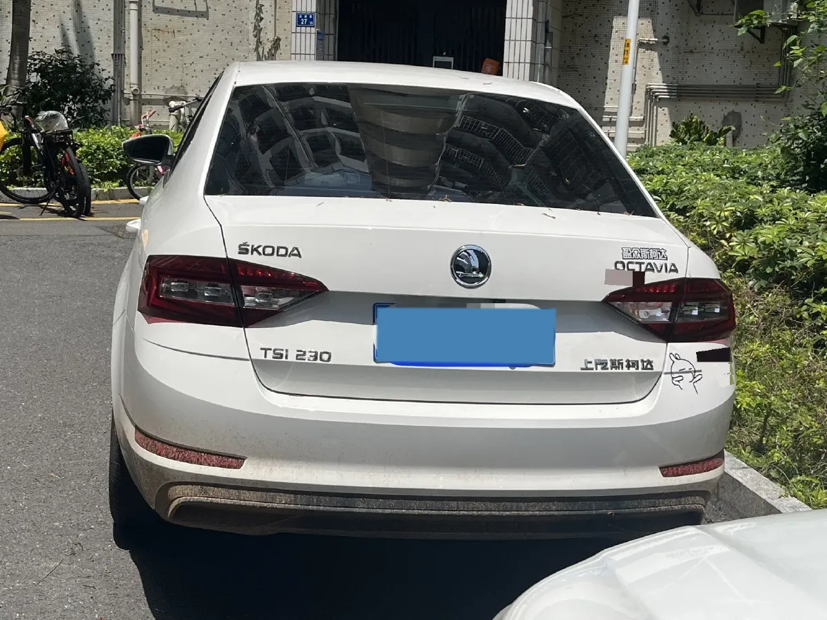 2018 Skoda Octavia 1.2T 116HP L4 7DCT,autocango,china used car exporter,china ev exporter,chinese used car exporter,chinese used ev exporter
