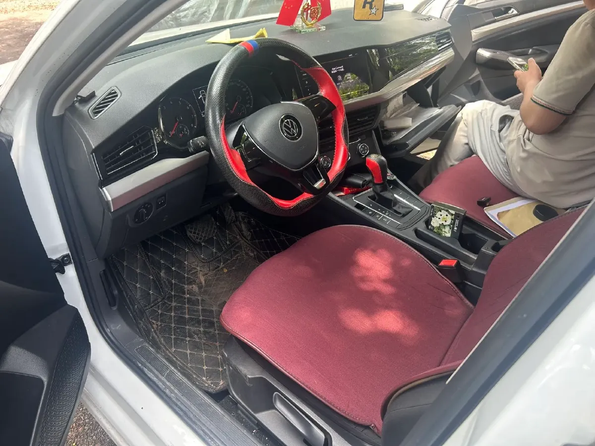 2021 Volkswagen Bora 1.5L 113HP L4 6AT,autocango,china used car exporter,china ev exporter,chinese used car exporter,chinese used ev exporter