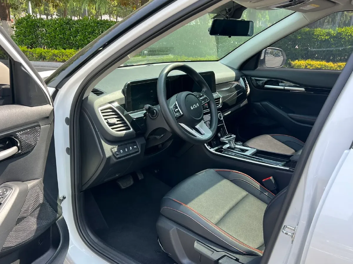 2023 Kia Seltos 1.5L 115HP L4 CVT,autocango,china used car exporter,china ev exporter,chinese used car exporter,chinese used ev exporter