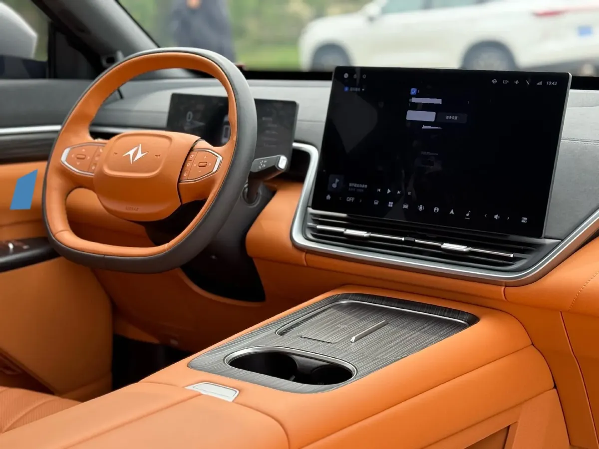 2025 DongFeng eπ eπ008 1.5T 147HP L4 REEV 34.32KWH,autocango,china used car exporter,china ev exporter,chinese used car exporter,chinese used ev exporter