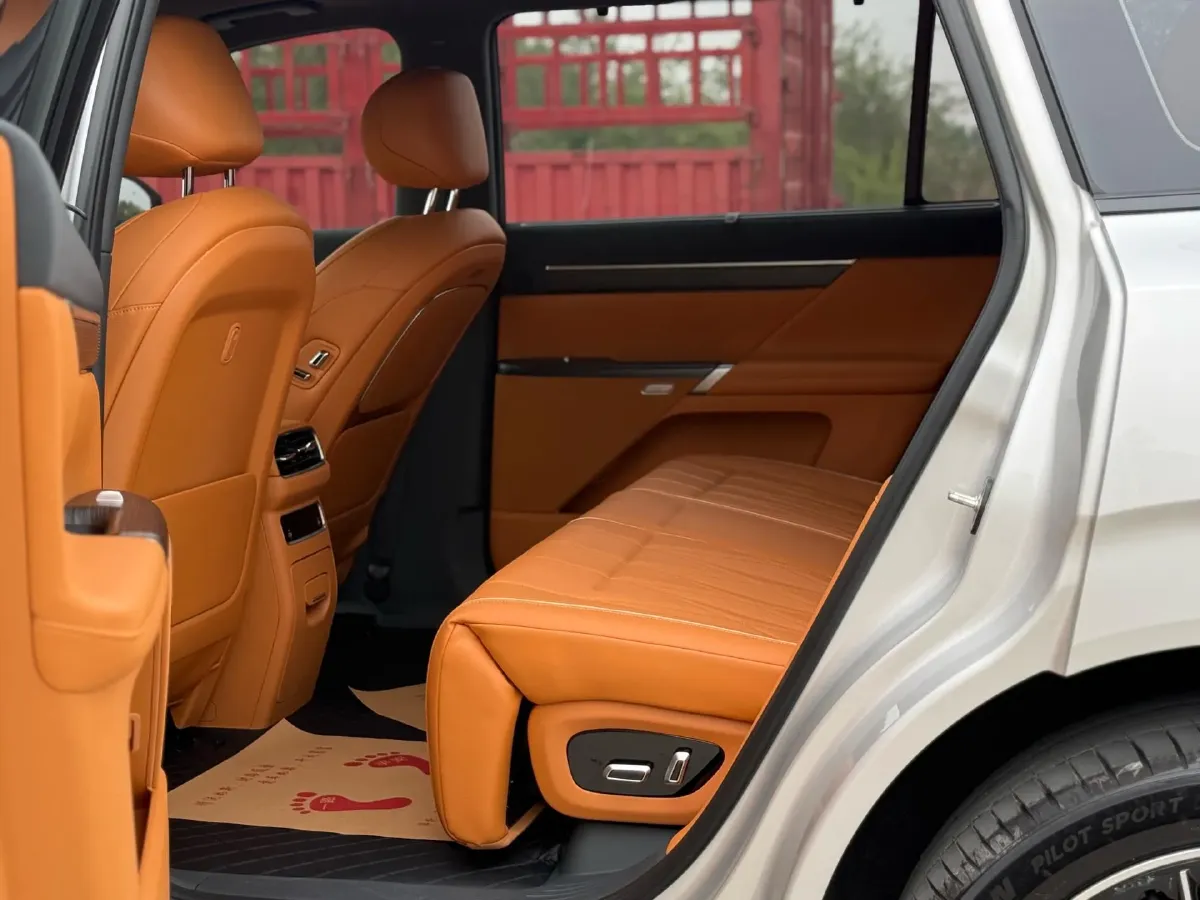 2025 DongFeng eπ eπ008 1.5T 147HP L4 REEV 34.32KWH,autocango,china used car exporter,china ev exporter,chinese used car exporter,chinese used ev exporter