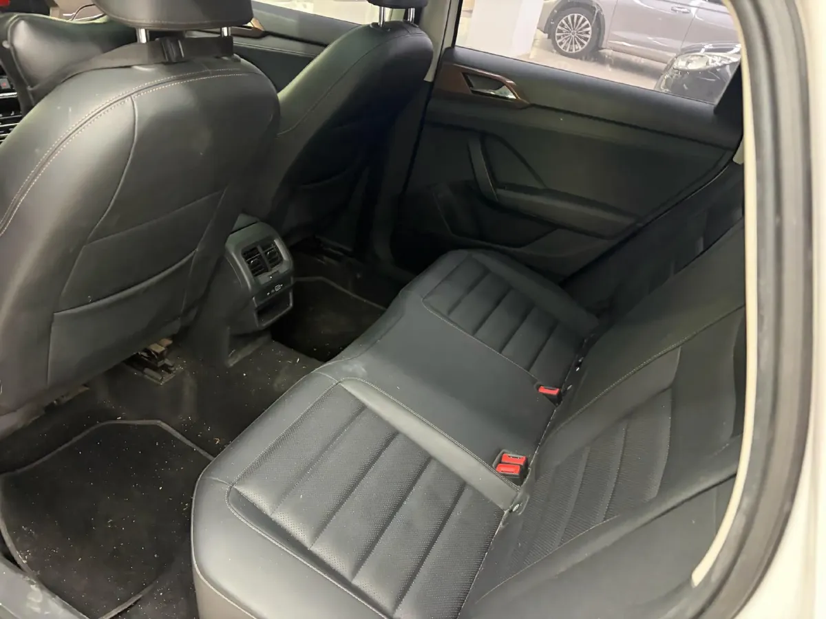 2021 Volkswagen Tharu 1.4T 150HP L4 7DCT,autocango,china used car exporter,china ev exporter,chinese used car exporter,chinese used ev exporter