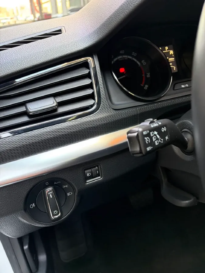 2023 Skoda Kamiq 1.5L 109HP L4 6AT,autocango,china used car exporter,china ev exporter,chinese used car exporter,chinese used ev exporter