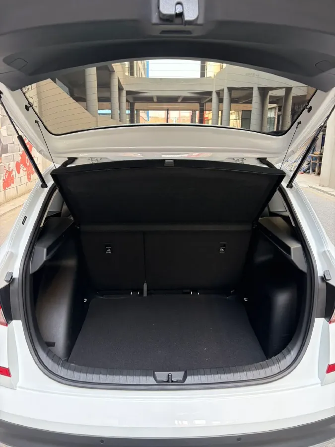 2023 Skoda Kamiq 1.5L 109HP L4 6AT,autocango,china used car exporter,china ev exporter,chinese used car exporter,chinese used ev exporter