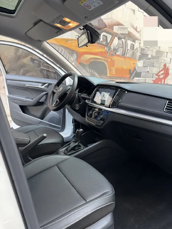 2023 Skoda Kamiq 1.5L 109HP L4 6AT,autocango,china used car exporter,china ev exporter,chinese used car exporter,chinese used ev exporter