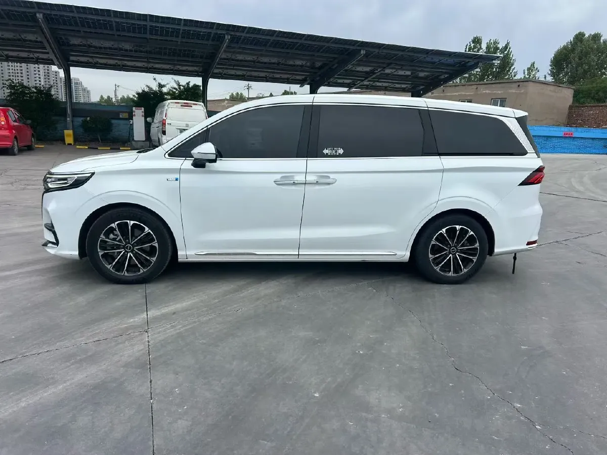 2021 Roewe iMAX8 2.0T 234HP L4 8AT,autocango,china used car exporter,china ev exporter,chinese used car exporter,chinese used ev exporter