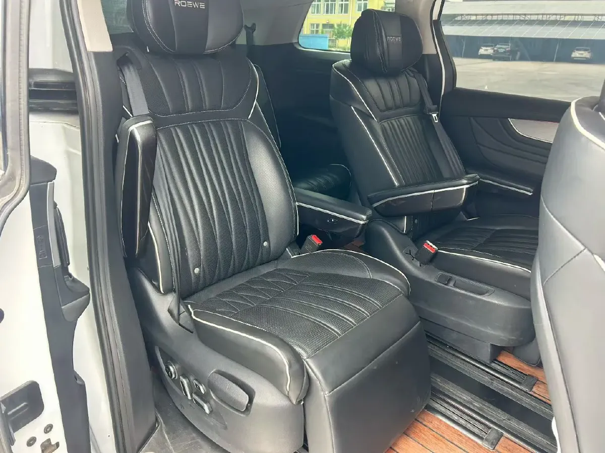 2021 Roewe iMAX8 2.0T 234HP L4 8AT,autocango,china used car exporter,china ev exporter,chinese used car exporter,chinese used ev exporter