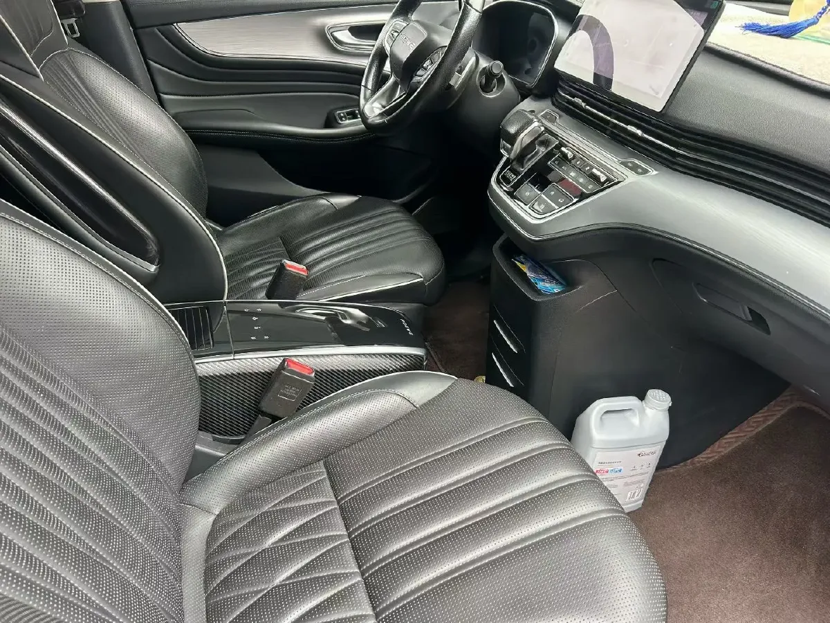 2021 Roewe iMAX8 2.0T 234HP L4 8AT,autocango,china used car exporter,china ev exporter,chinese used car exporter,chinese used ev exporter