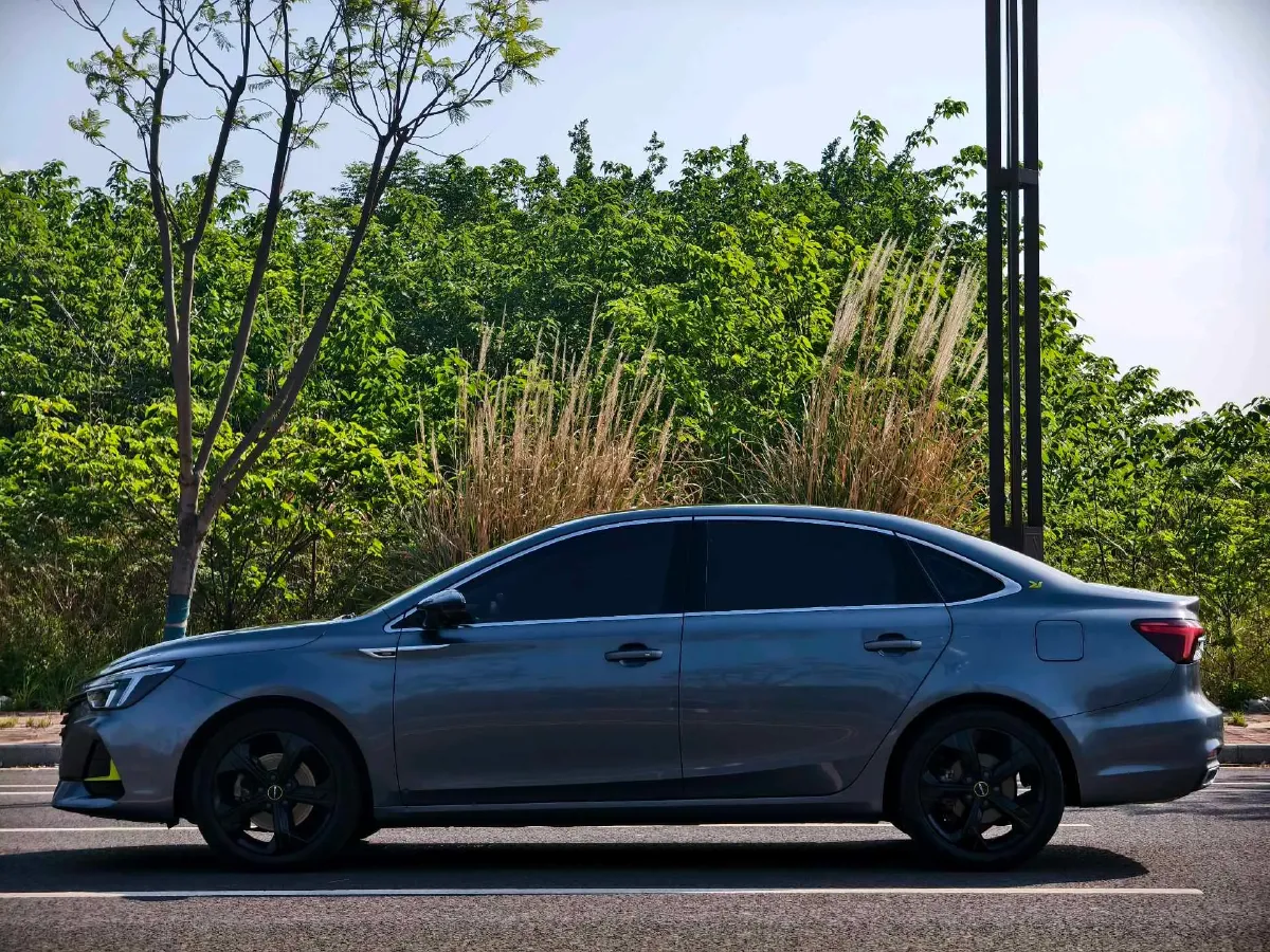 2020 Roewe i6 MAX 1.5T 173HP L4 7DCT,autocango,china used car exporter,china ev exporter,chinese used car exporter,chinese used ev exporter