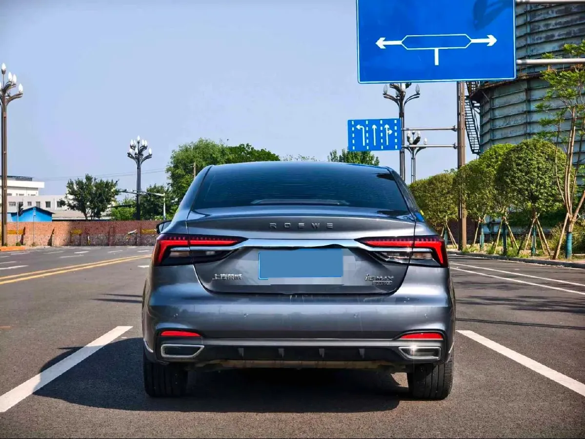 2020 Roewe i6 MAX 1.5T 173HP L4 7DCT,autocango,china used car exporter,china ev exporter,chinese used car exporter,chinese used ev exporter