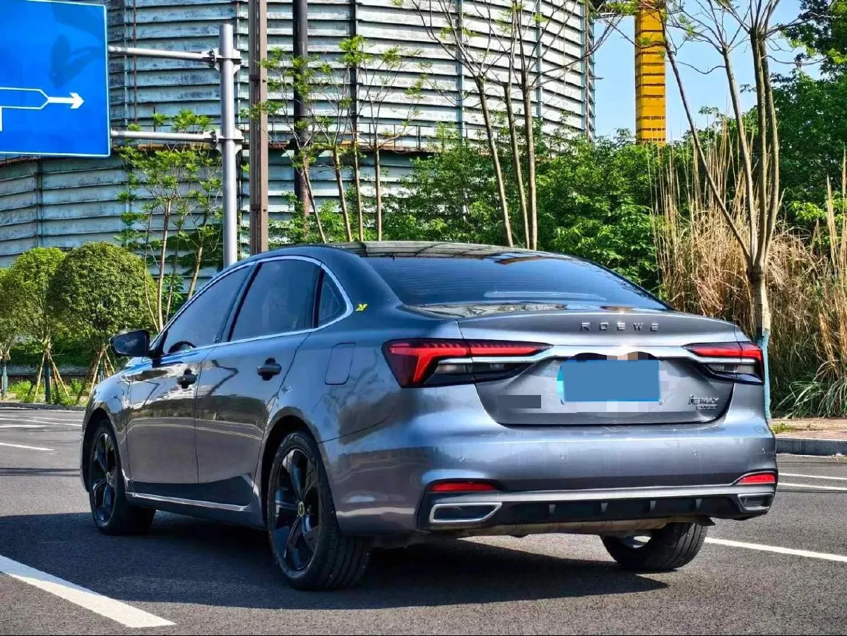 2020 Roewe i6 MAX 1.5T 173HP L4 7DCT,autocango,china used car exporter,china ev exporter,chinese used car exporter,chinese used ev exporter