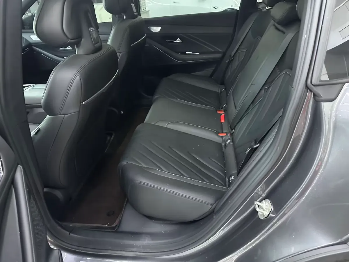 2025 ChangAn CS75 Plus 2.0T 233HP L4 8AT,autocango,china used car exporter,china ev exporter,chinese used car exporter,chinese used ev exporter