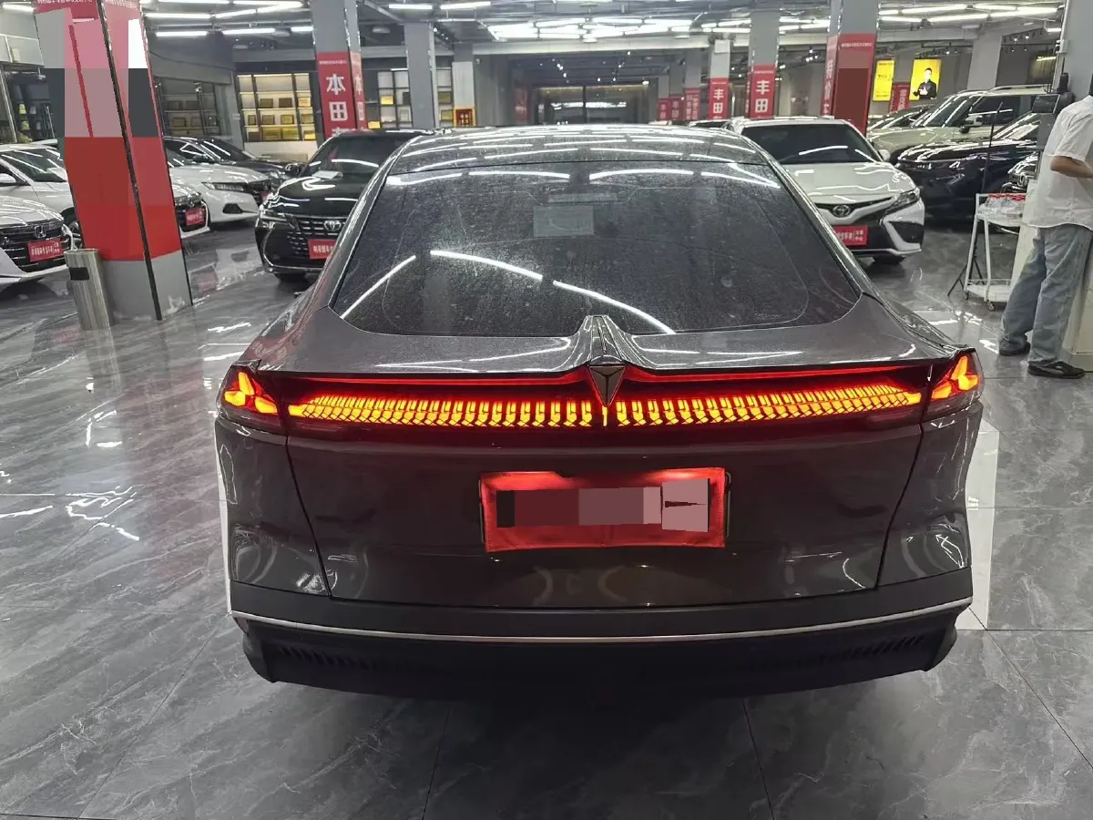 2025 ChangAn CS75 Plus 2.0T 233HP L4 8AT,autocango,china used car exporter,china ev exporter,chinese used car exporter,chinese used ev exporter