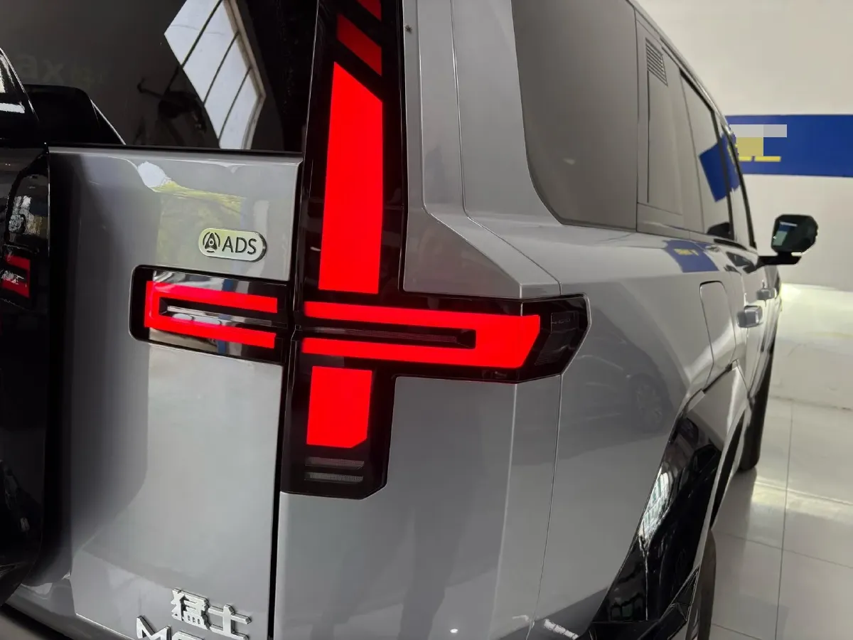 2025 Jetour Zongheng G700 2.0T 211HP L4 2DHT PHEV,autocango,china used car exporter,china ev exporter,chinese used car exporter,chinese used ev exporter