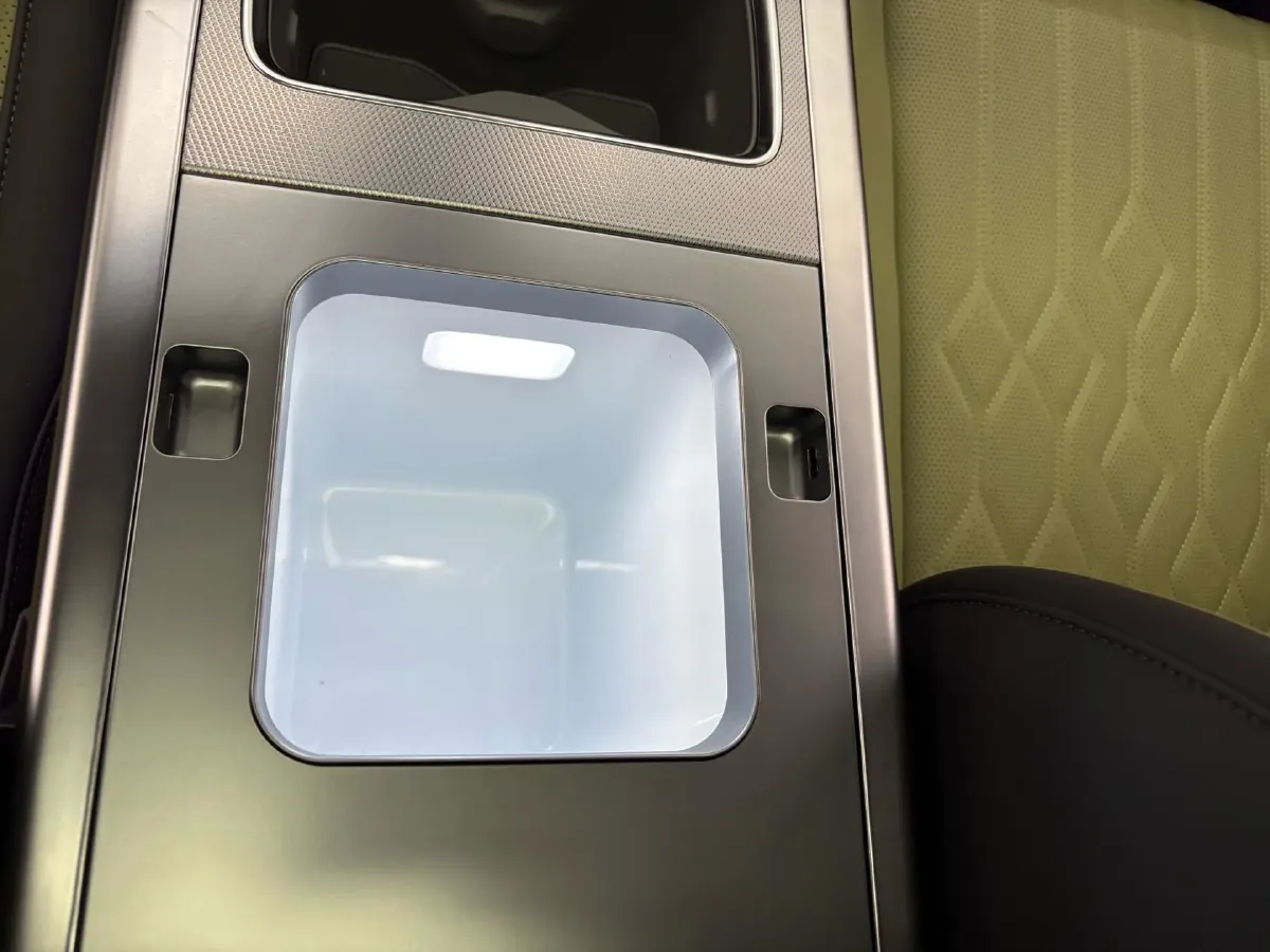 2025 Jetour Zongheng G700 2.0T 211HP L4 2DHT PHEV,autocango,china used car exporter,china ev exporter,chinese used car exporter,chinese used ev exporter