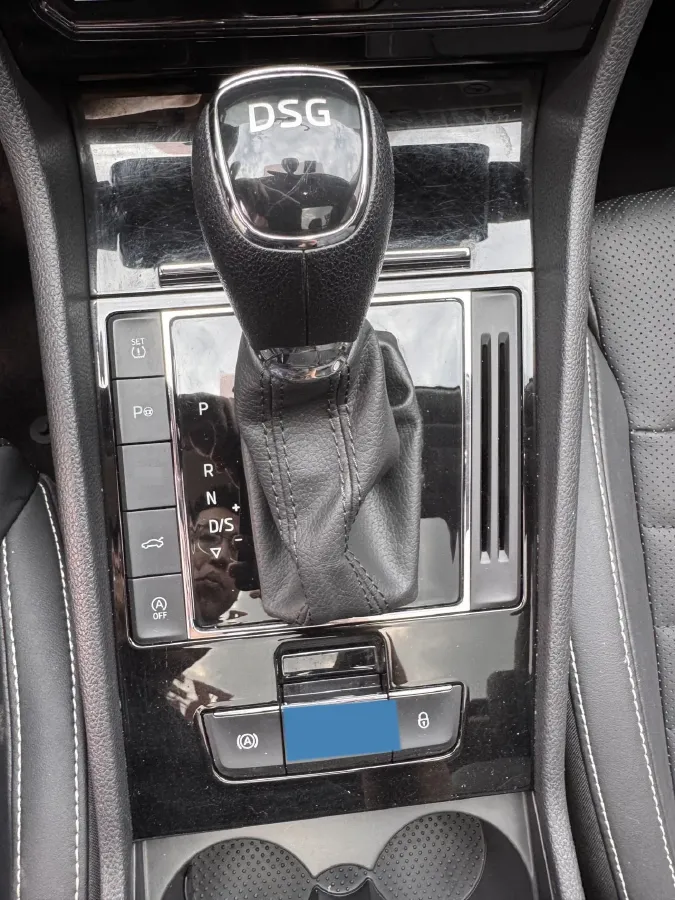 2023 Skoda Superb 1.4T 150HP L4 7DCT,autocango,china used car exporter,china ev exporter,chinese used car exporter,chinese used ev exporter