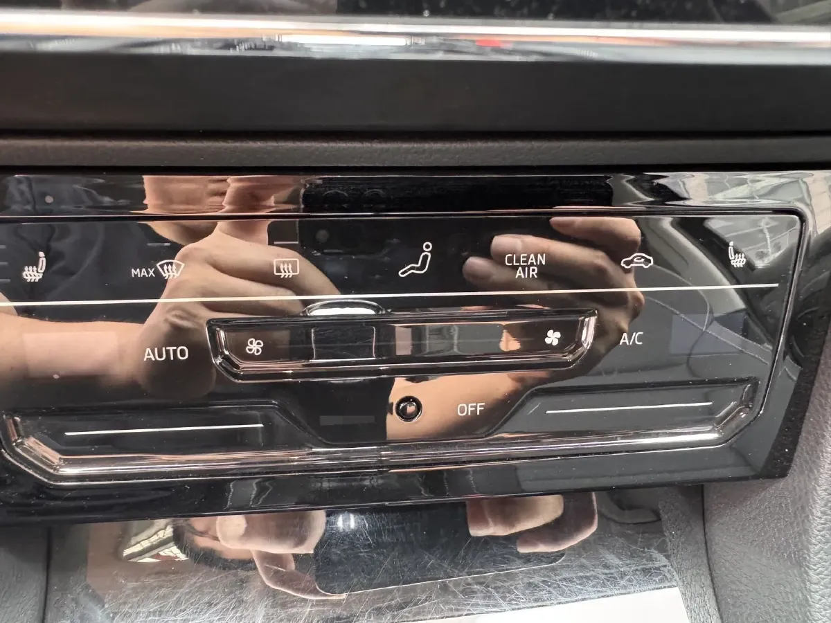 2023 Skoda Superb 1.4T 150HP L4 7DCT,autocango,china used car exporter,china ev exporter,chinese used car exporter,chinese used ev exporter