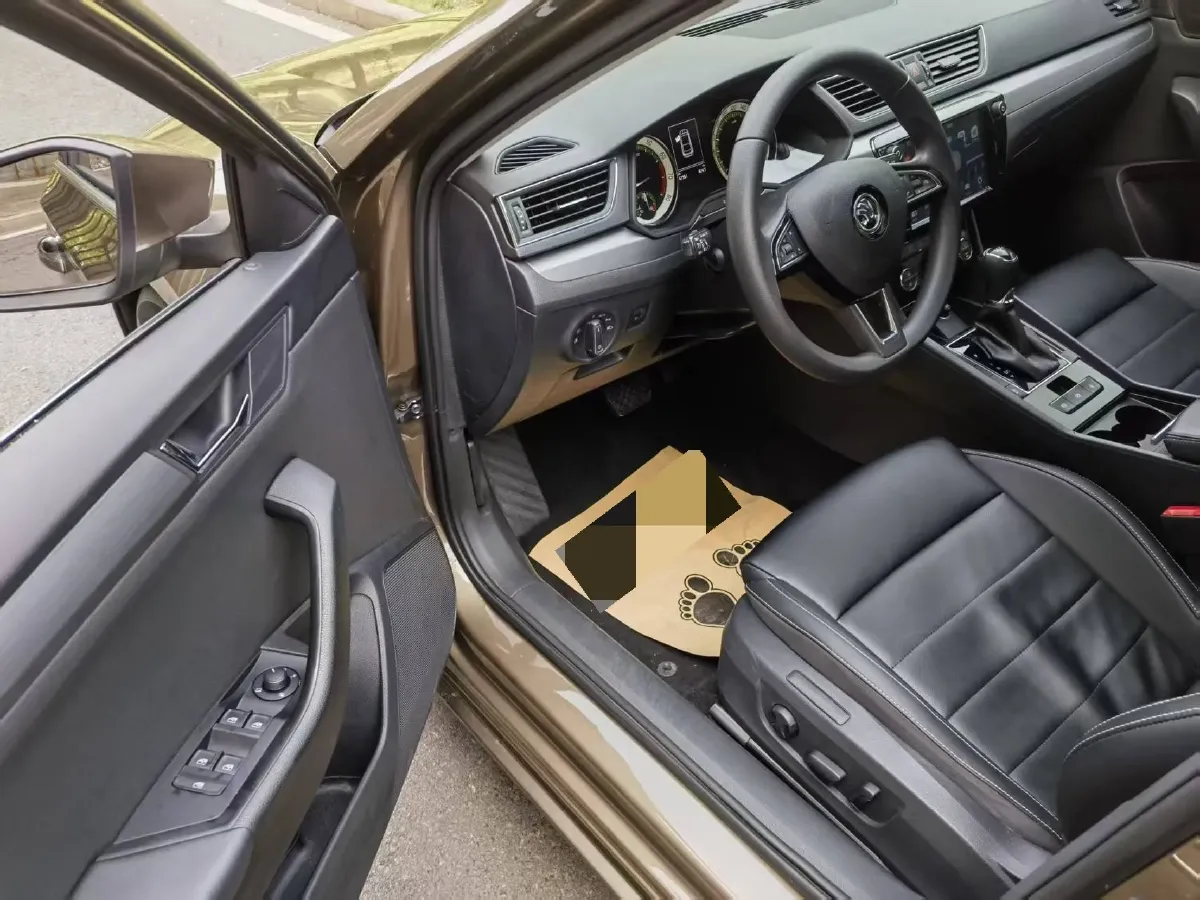 2018 Nissan Terra 2.5L 184HP L4 7AT,autocango,china used car exporter,china ev exporter,chinese used car exporter,chinese used ev exporter