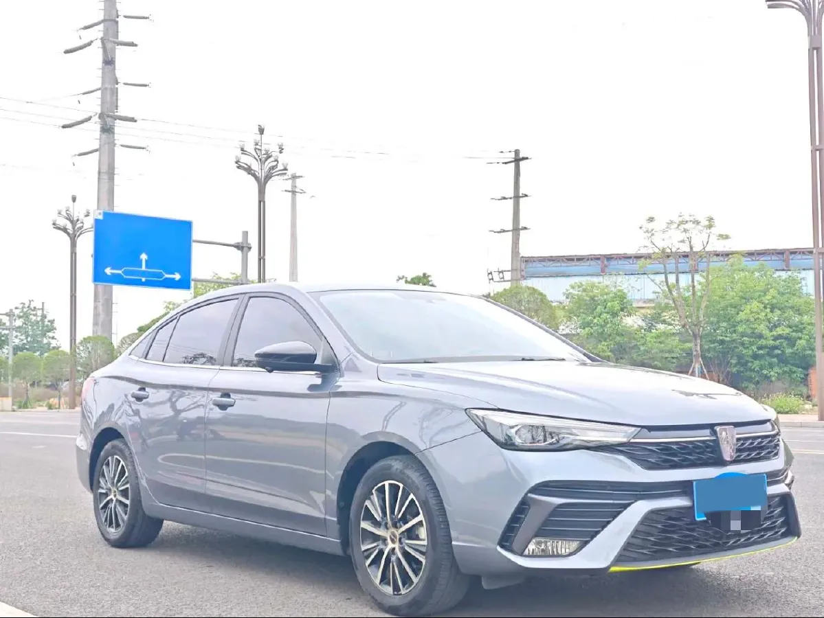 2021 Roewe i5 1.5L 120HP L4 CVT,autocango,china used car exporter,china ev exporter,chinese used car exporter,chinese used ev exporter
