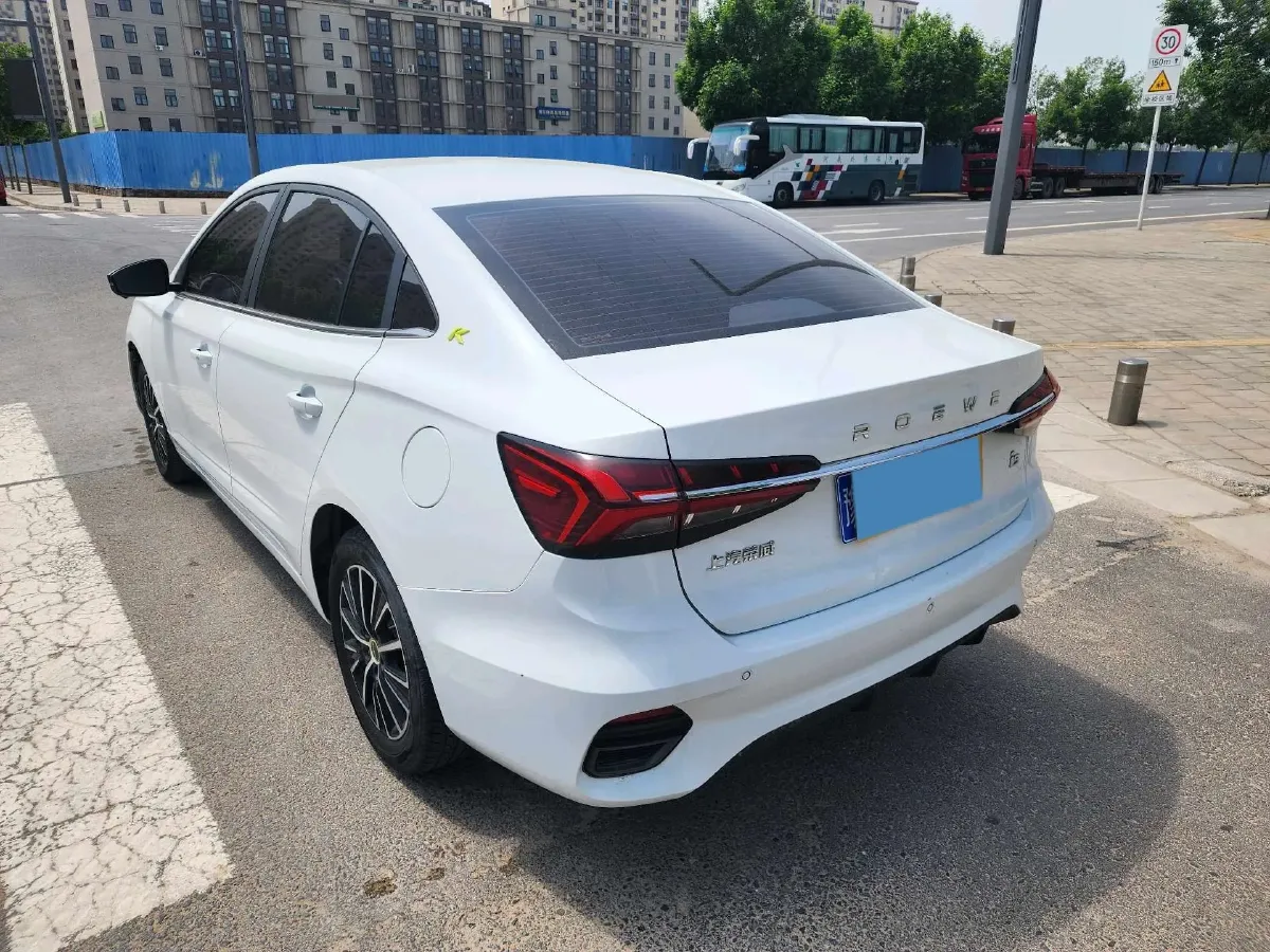 2021 Roewe i5 1.5L 120HP L4 CVT,autocango,china used car exporter,china ev exporter,chinese used car exporter,chinese used ev exporter
