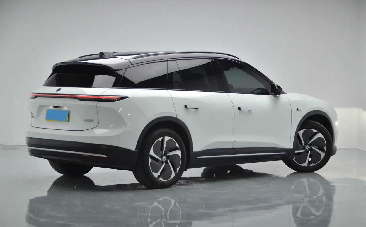 2024 NIO ES6 BEV 75KWH,autocango,china used car exporter,china ev exporter,chinese used car exporter,chinese used ev exporter