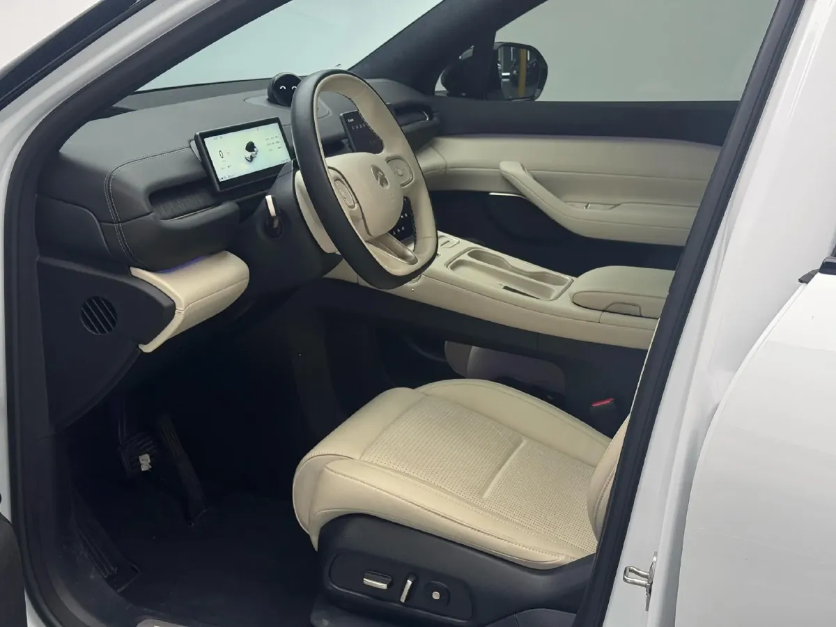 2024 NIO ES6 BEV 75KWH,autocango,china used car exporter,china ev exporter,chinese used car exporter,chinese used ev exporter