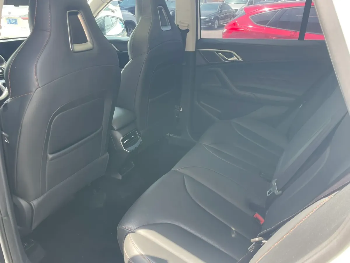 2023 Roewe RX5 1.5T 188HP L4 7DCT,autocango,china used car exporter,china ev exporter,chinese used car exporter,chinese used ev exporter