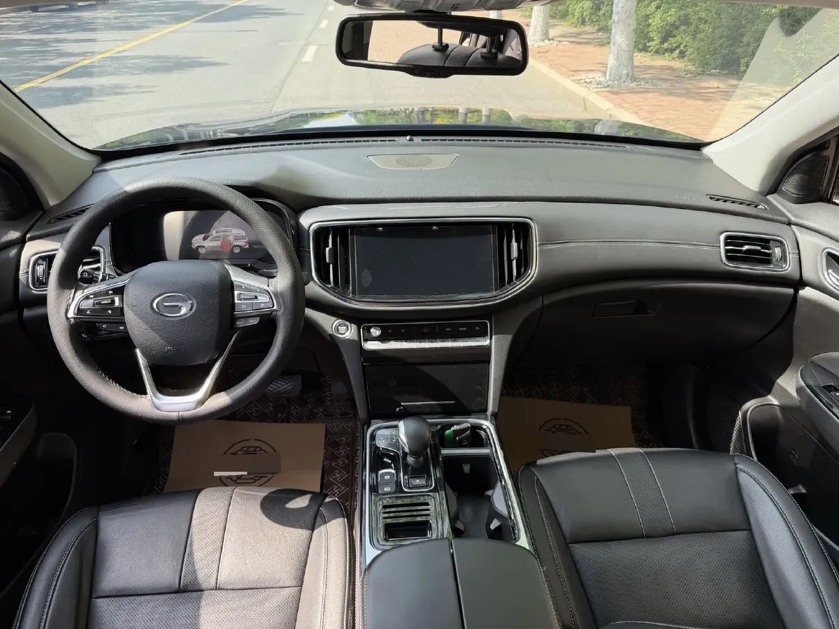 2019 GAC Trumpchi GS8 2.0T 252HP L4 6AT,autocango,china used car exporter,china ev exporter,chinese used car exporter,chinese used ev exporter