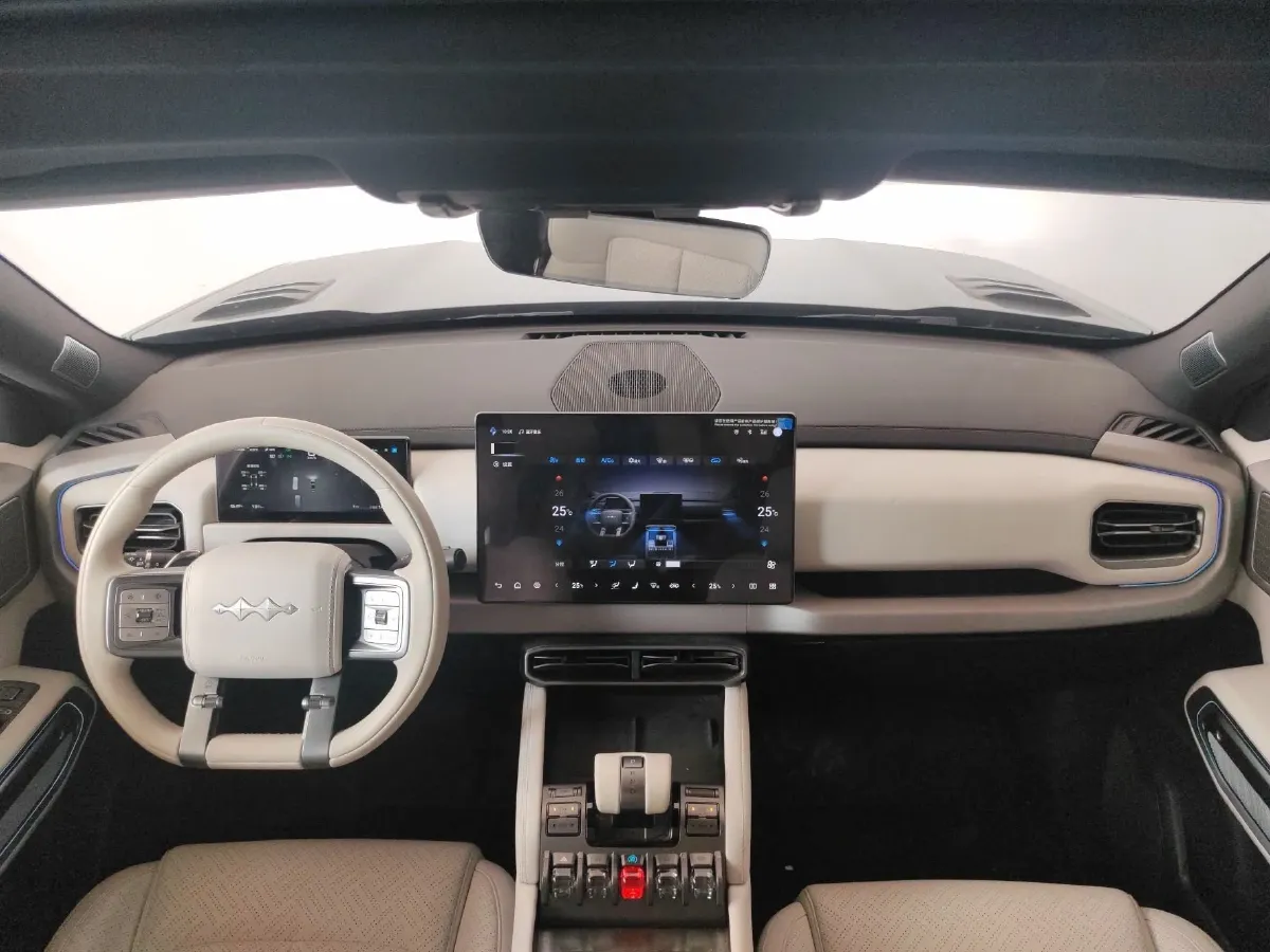 2025 FangChengBao Tai 3 BEV,autocango,china used car exporter,china ev exporter,chinese used car exporter,chinese used ev exporter