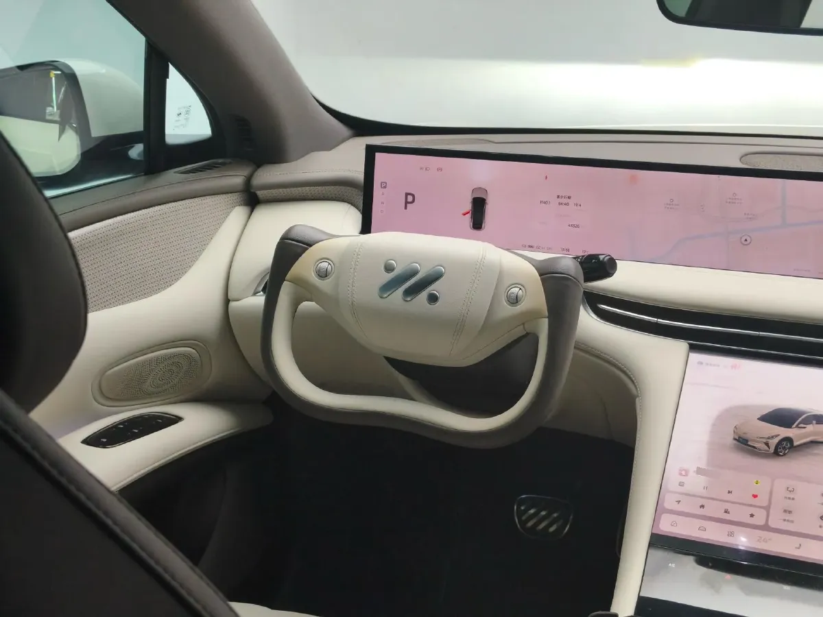 2023 IM LS7 BEV 90KWH,autocango,china used car exporter,china ev exporter,chinese used car exporter,chinese used ev exporter