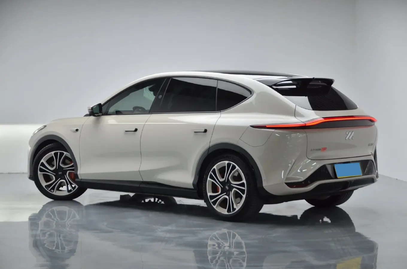 2023 IM LS7 BEV 90KWH,autocango,china used car exporter,china ev exporter,chinese used car exporter,chinese used ev exporter