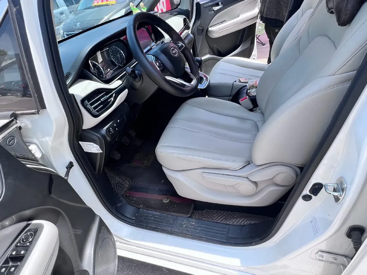 2021 GAC Trumpchi M6 1.5T 169HP L4 6MT,autocango,china used car exporter,china ev exporter,chinese used car exporter,chinese used ev exporter