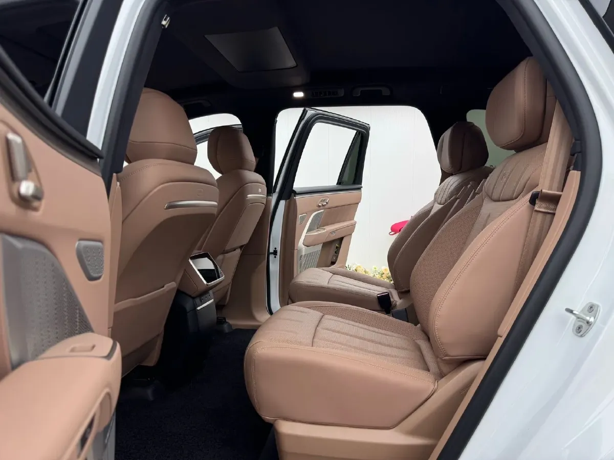 2025 ONVO L90 BEV,autocango,china used car exporter,china ev exporter,chinese used car exporter,chinese used ev exporter