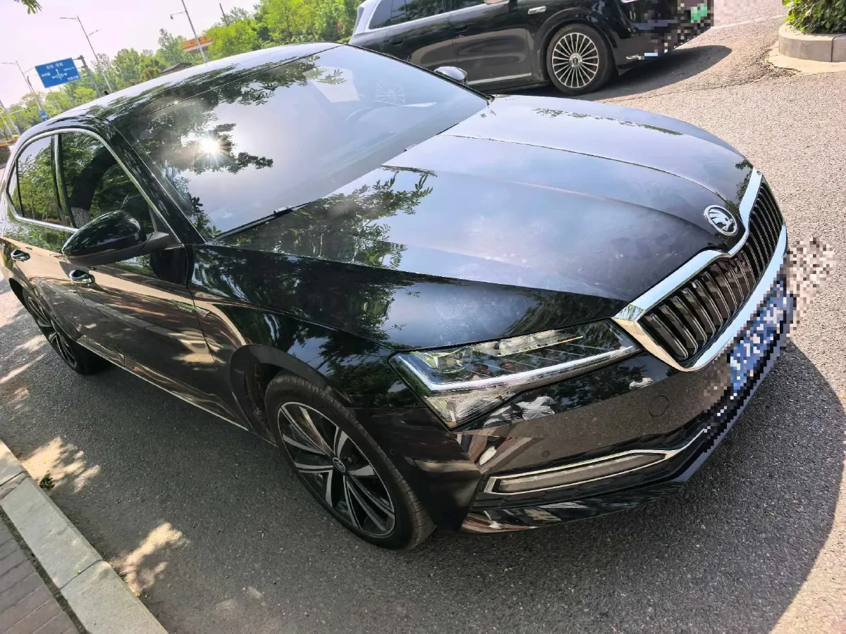 2024 Skoda Superb 1.4T 150HP L4 7DCT,autocango,china used car exporter,china ev exporter,chinese used car exporter,chinese used ev exporter