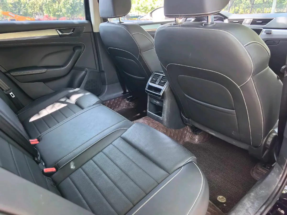 2024 Skoda Superb 1.4T 150HP L4 7DCT,autocango,china used car exporter,china ev exporter,chinese used car exporter,chinese used ev exporter