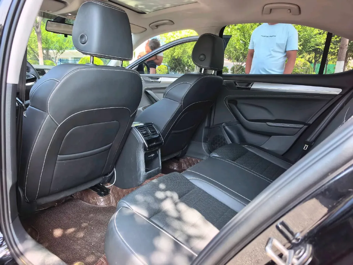 2024 Skoda Superb 1.4T 150HP L4 7DCT,autocango,china used car exporter,china ev exporter,chinese used car exporter,chinese used ev exporter