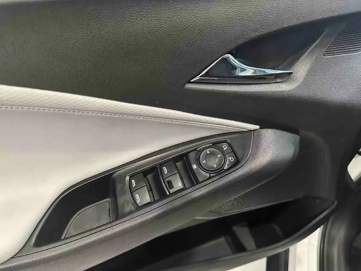 2020 Chevrolet Orlando 1.3T 163HP L3 6AT,autocango,china used car exporter,china ev exporter,chinese used car exporter,chinese used ev exporter