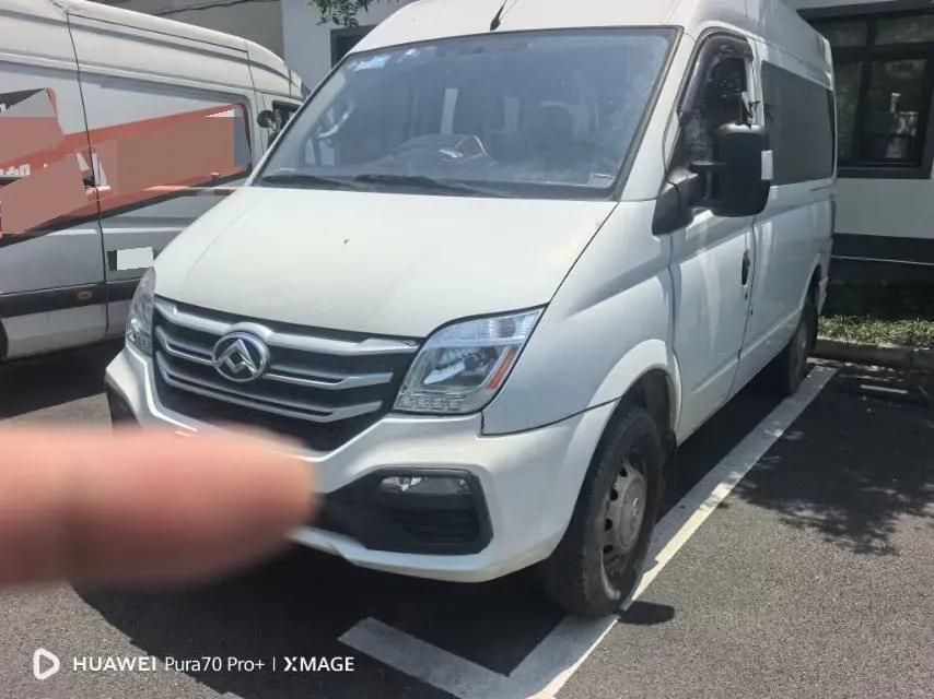 2019 MAXUS XinTu V80 2.0T 139HP L4 6MT,autocango,china used car exporter,china ev exporter,chinese used car exporter,chinese used ev exporter