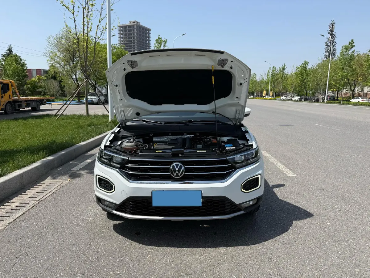 2021 Volkswagen T-Roc 1.4T 150HP L4 7DCT,autocango,china used car exporter,china ev exporter,chinese used car exporter,chinese used ev exporter