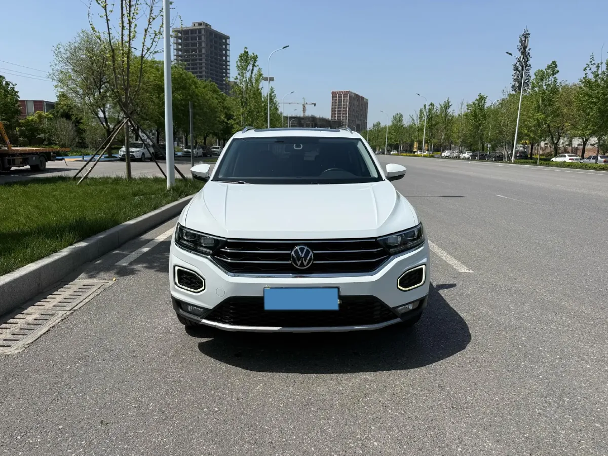 2021 Volkswagen T-Roc 1.4T 150HP L4 7DCT,autocango,china used car exporter,china ev exporter,chinese used car exporter,chinese used ev exporter